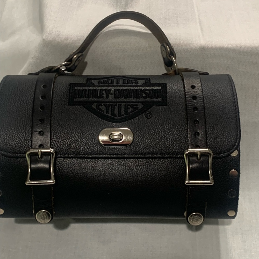 Harley Davidson leather small barrel bag